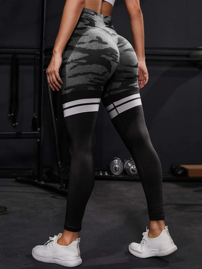 Seamless Camo Scrunch Yoga Leggings V-Waist Striped Butt Lifting, High Waist Tummy Control Compression Pants for Women, Indoor & Outdoor Fitness